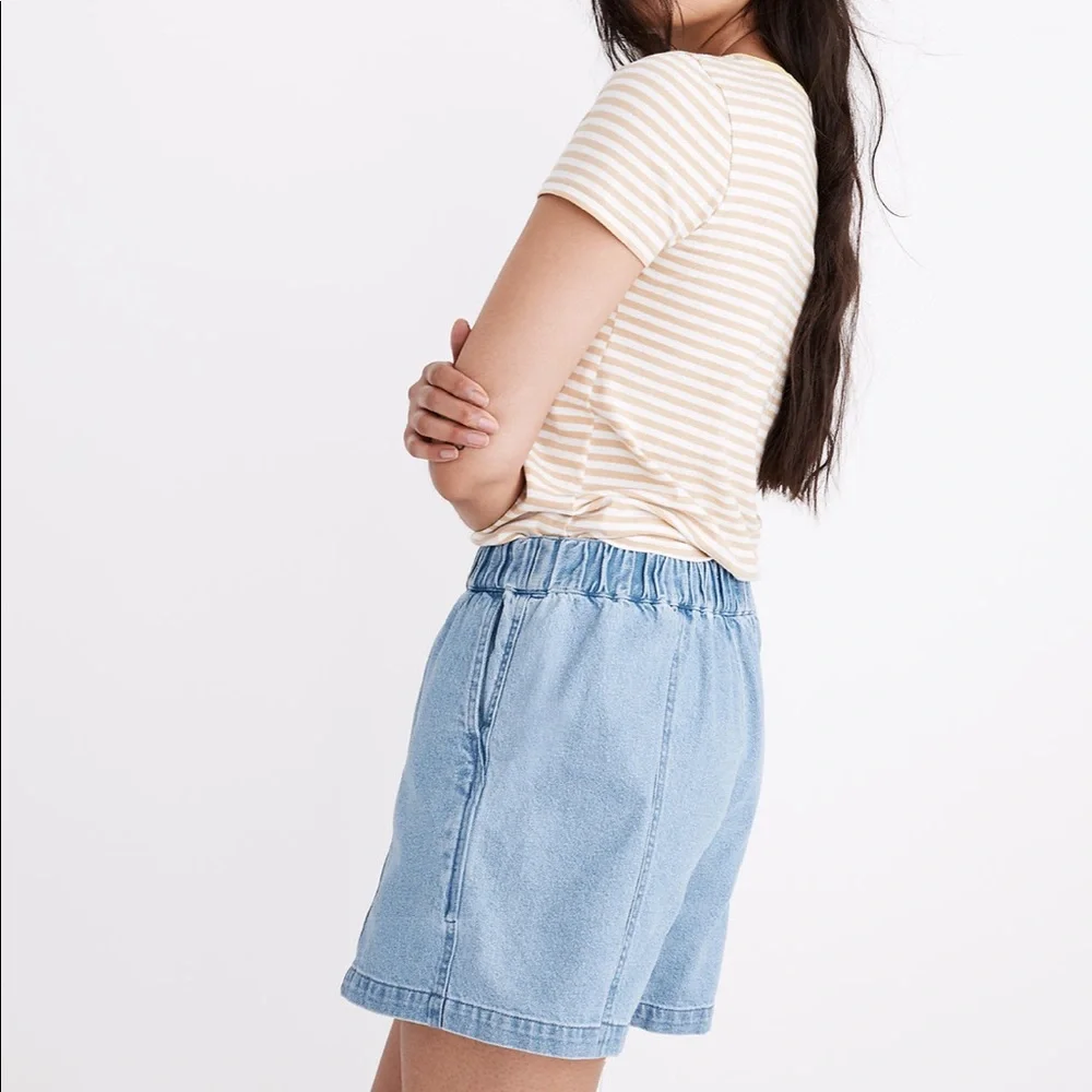 Madewell Denim Easy Pull-On Shorts in Rathmore Wash - Picture 3 of 4